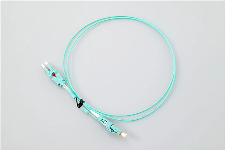 Cordó de connexió de fibra òptica Lc Uniboot OM3